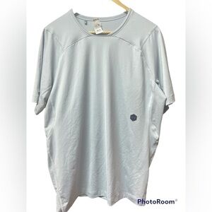 NWT under armour men’s shirt
